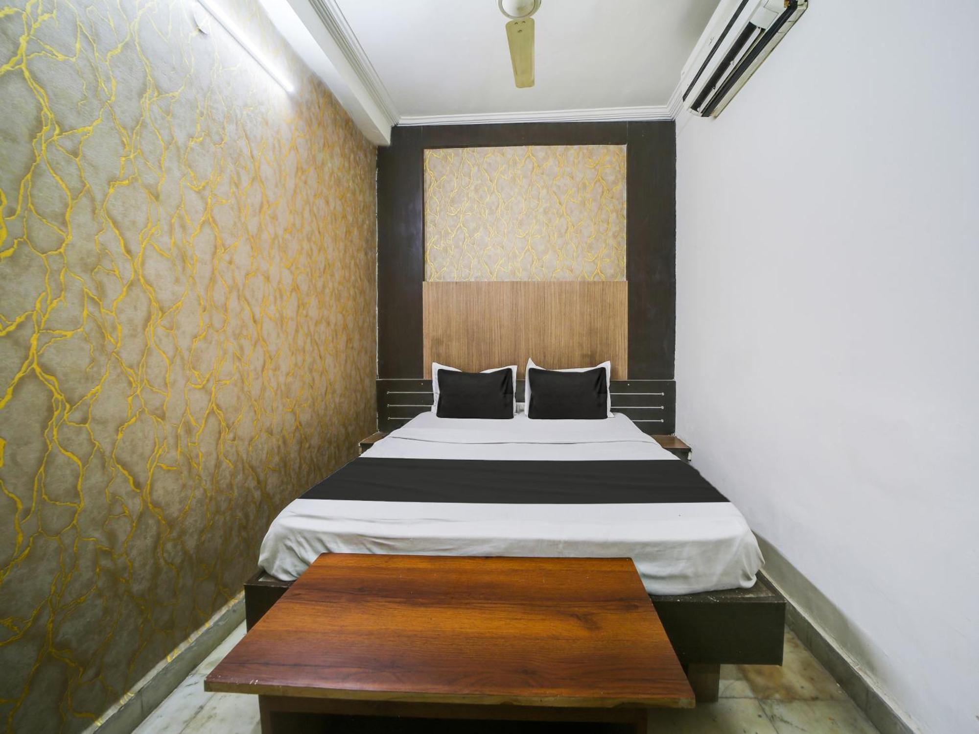 Super Hotel O The Surbhi Bhopal Esterno foto